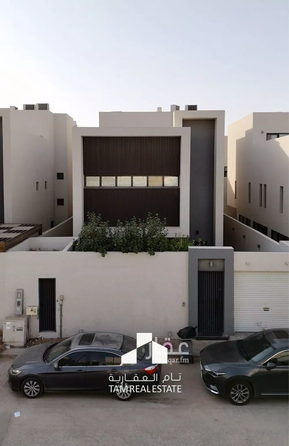 فيلا 7 غرف في العارض 1