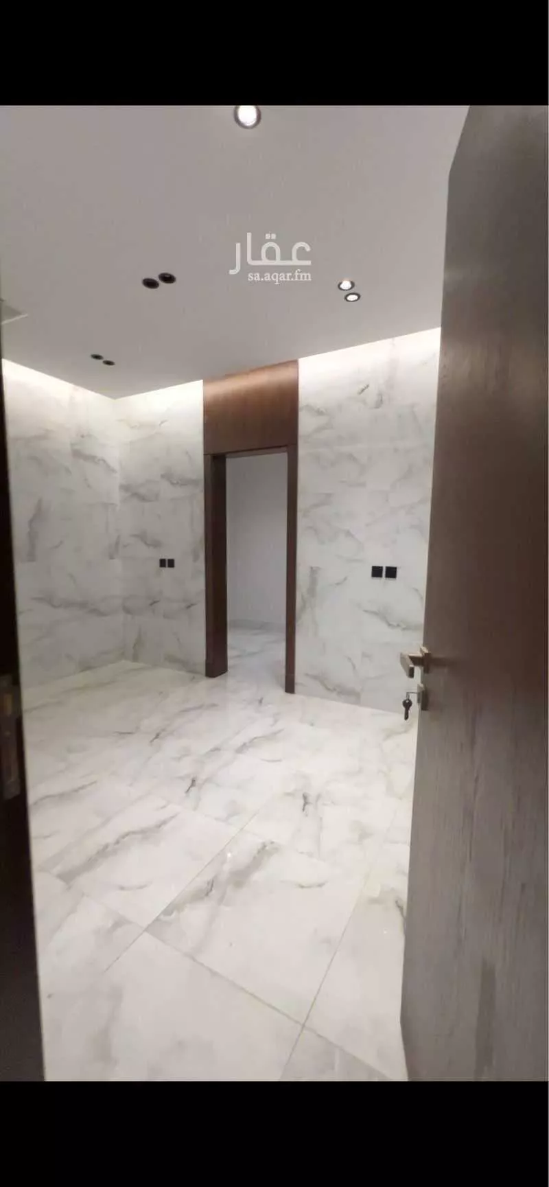 شقة 5 غرف في الملك فهد 3