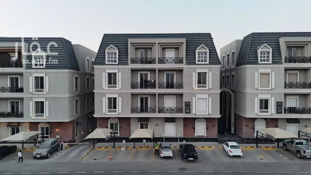 3 bedroom apartment in Al Yasmin 1