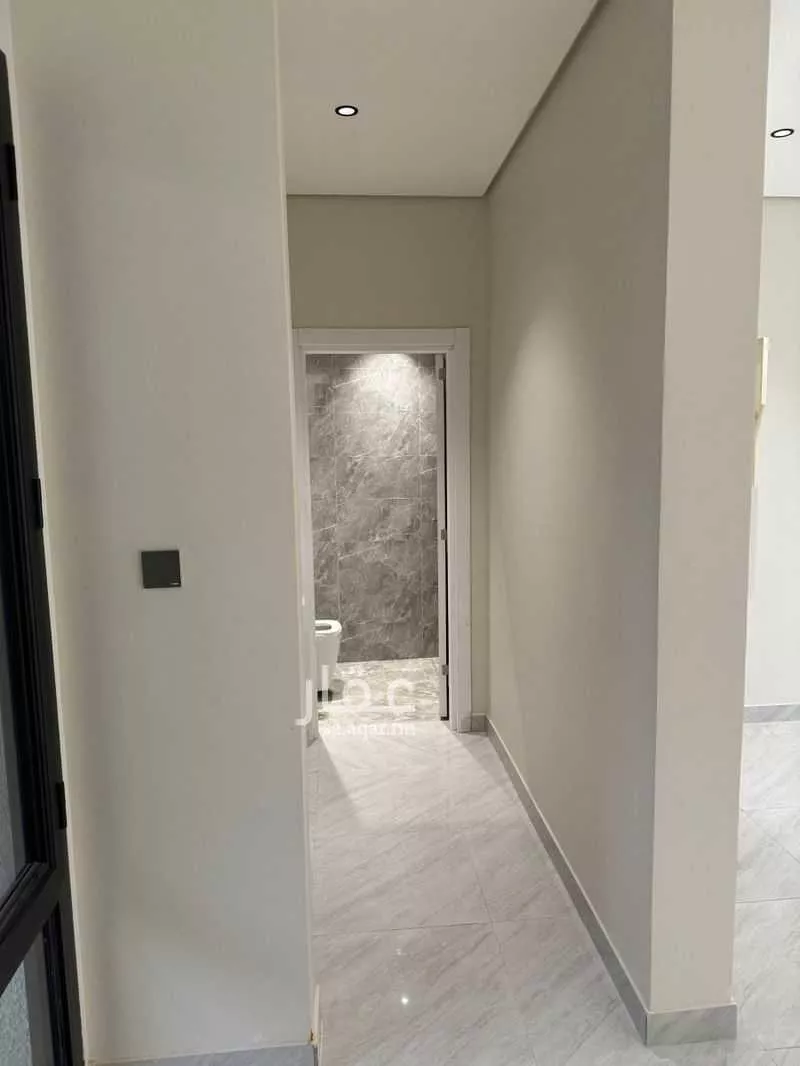 شقة 4 غرف في العارض 2