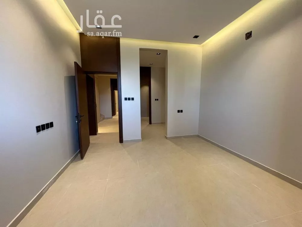 4 bedroom villa in Al Mahdiyyah, Riyadh 16