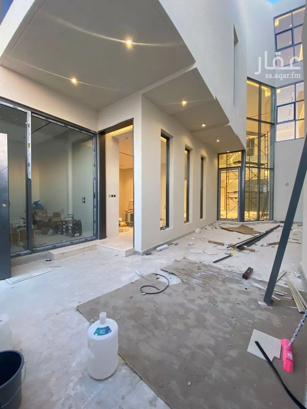 فيلا 6 غرف في المهدية 5