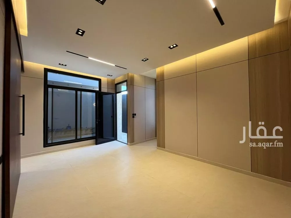 4 bedroom villa in Al Mahdiyyah, Riyadh 11