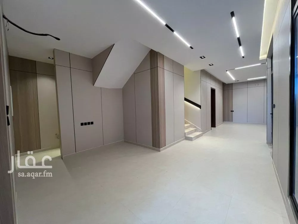 4 bedroom villa in Al Mahdiyyah, Riyadh 9