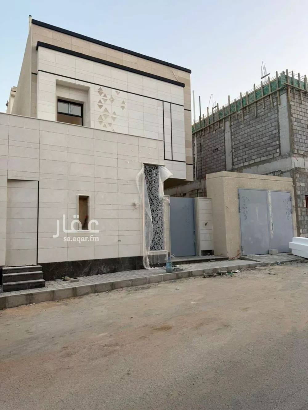 فيلا 4 غرف في المهدية 3