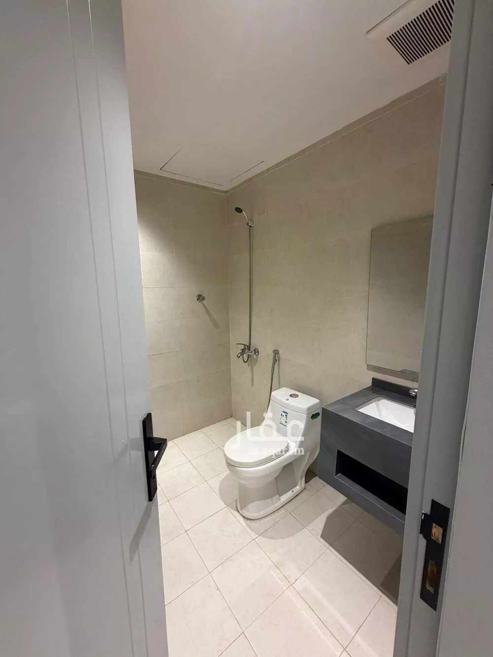 3 bedroom apartment in Okaz 1