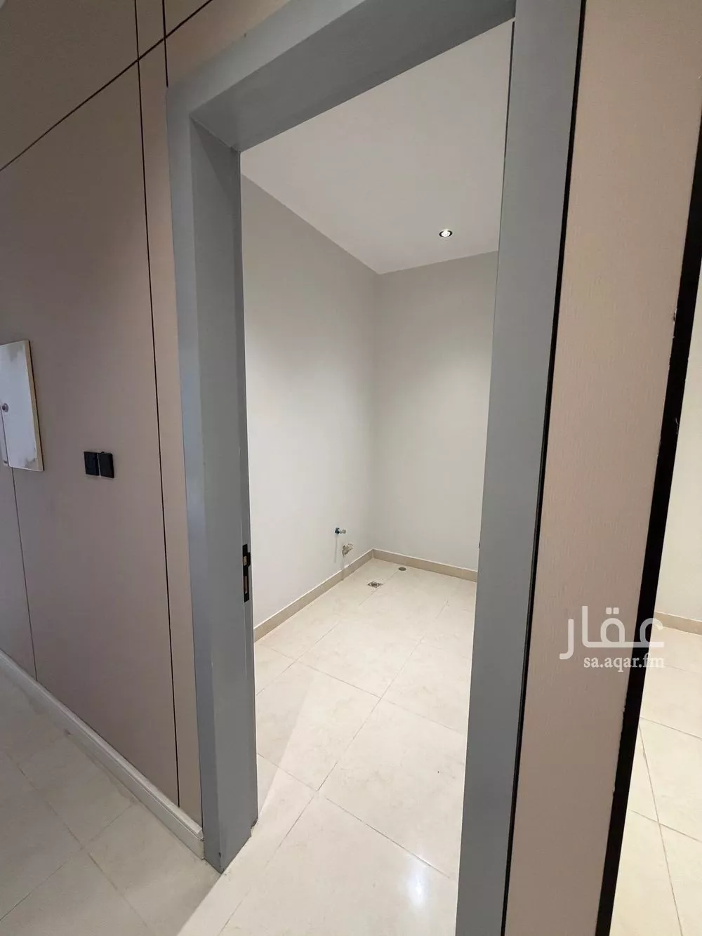 شقة 3 غرف في عكاظ 3