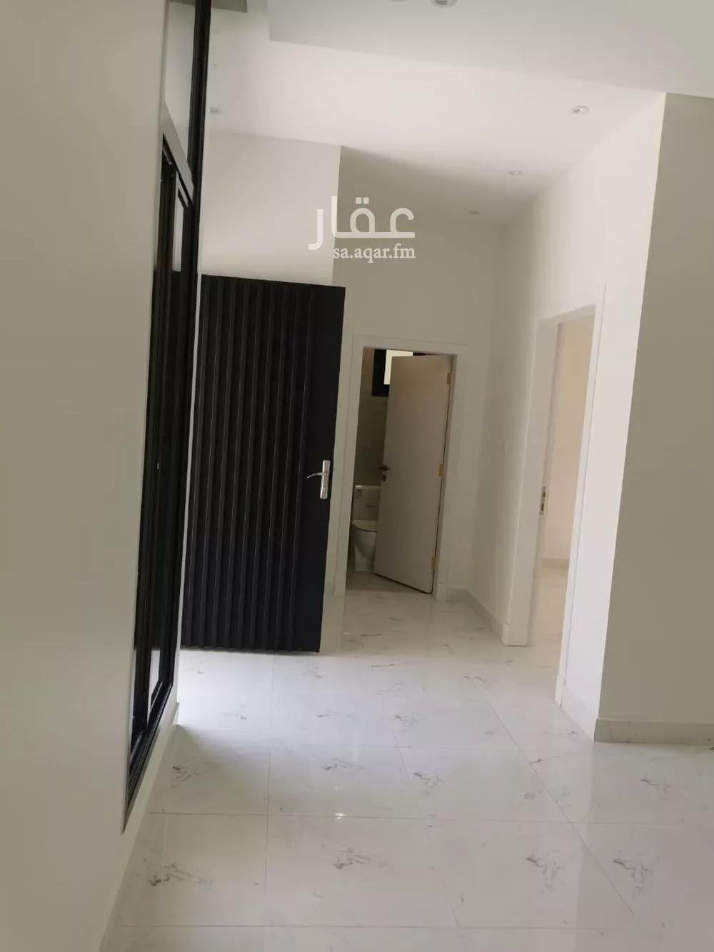 فيلا 3 غرف في العارض 3