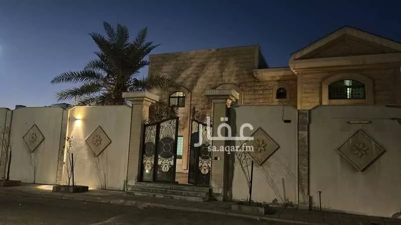 8 bedroom villa in Al Fayha, Eastern Province 11