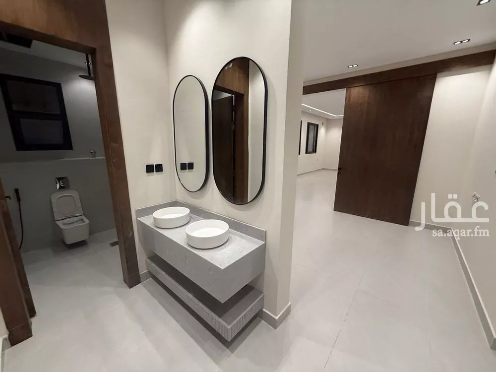 4 bedroom villa in Okaz, Riyadh 5