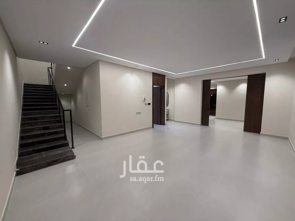4 bedroom villa in Okaz, Riyadh 6