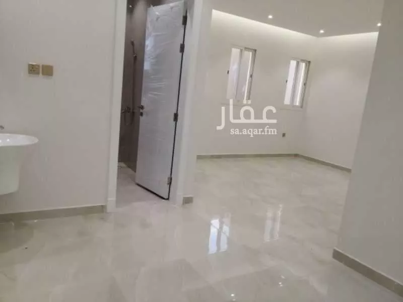 فيلا 4 غرف في العارض 2