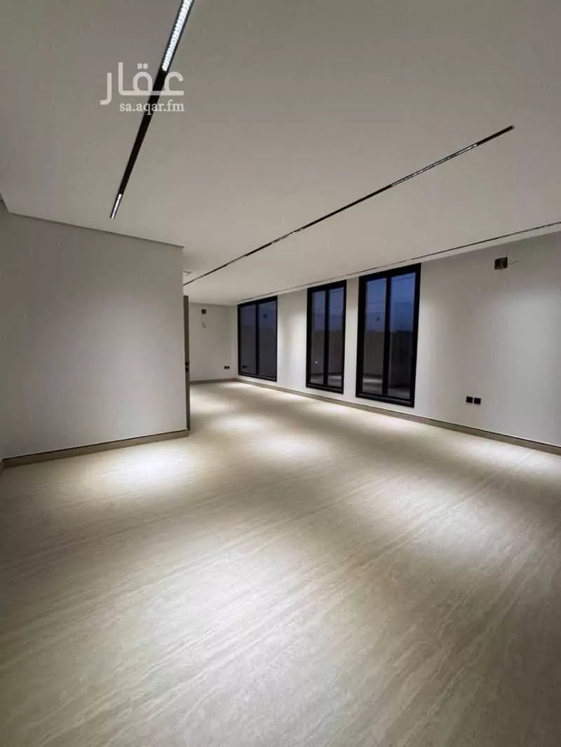 شقة 6 غرف في الشرق 1