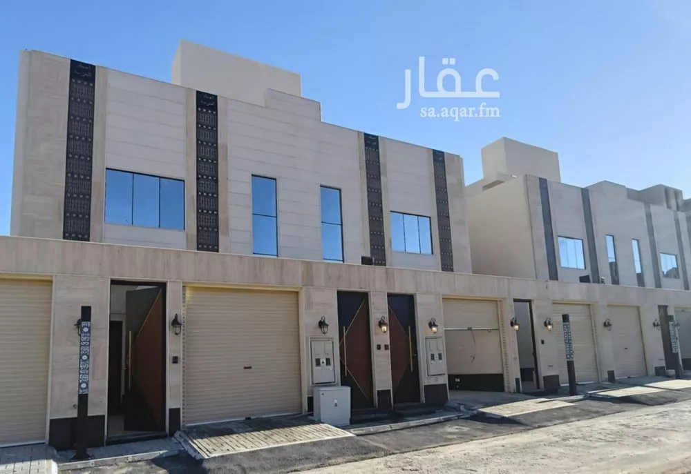 شقة 5 غرف في الرمال 2