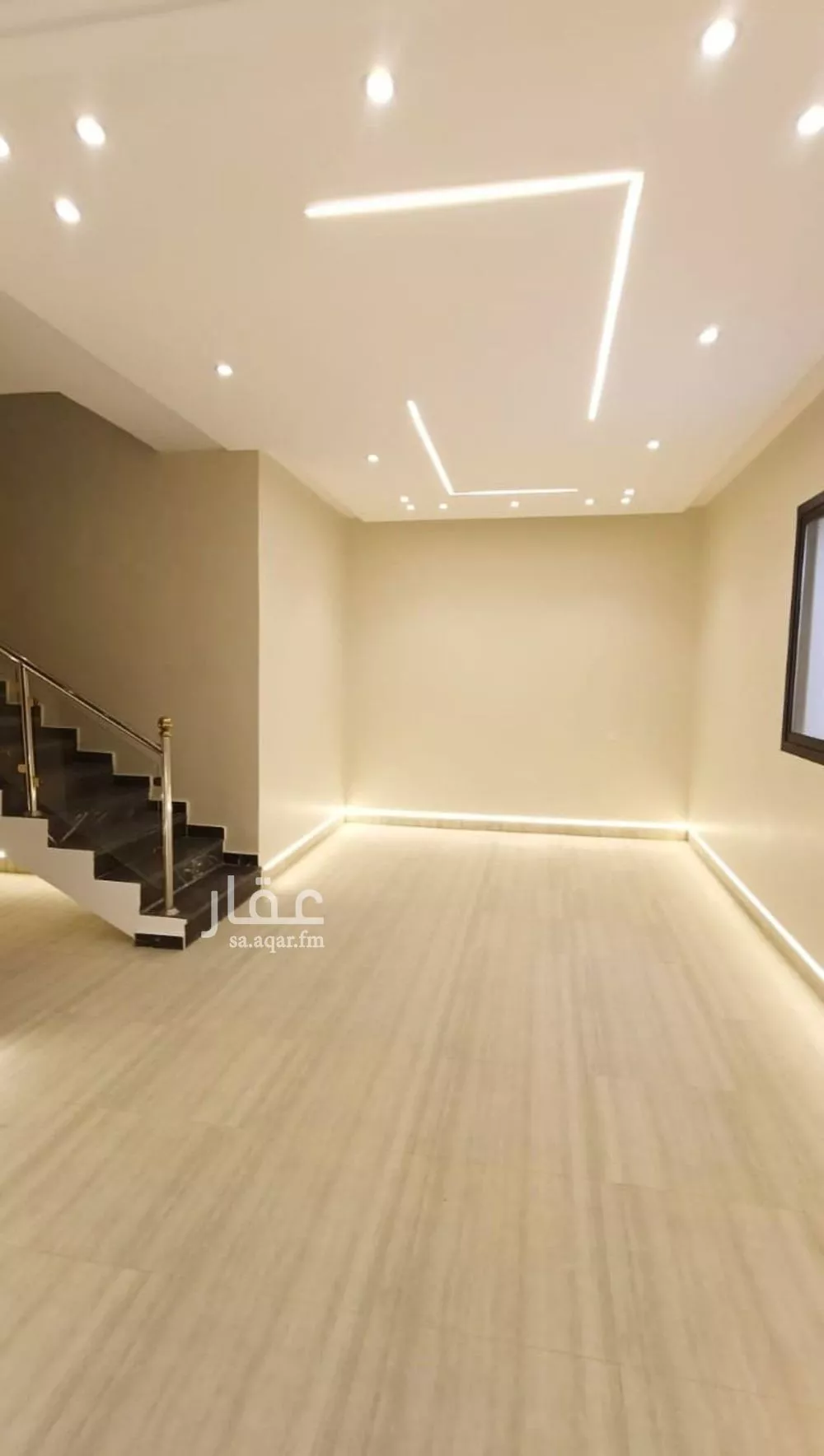 شقة 5 غرف في الرمال 5