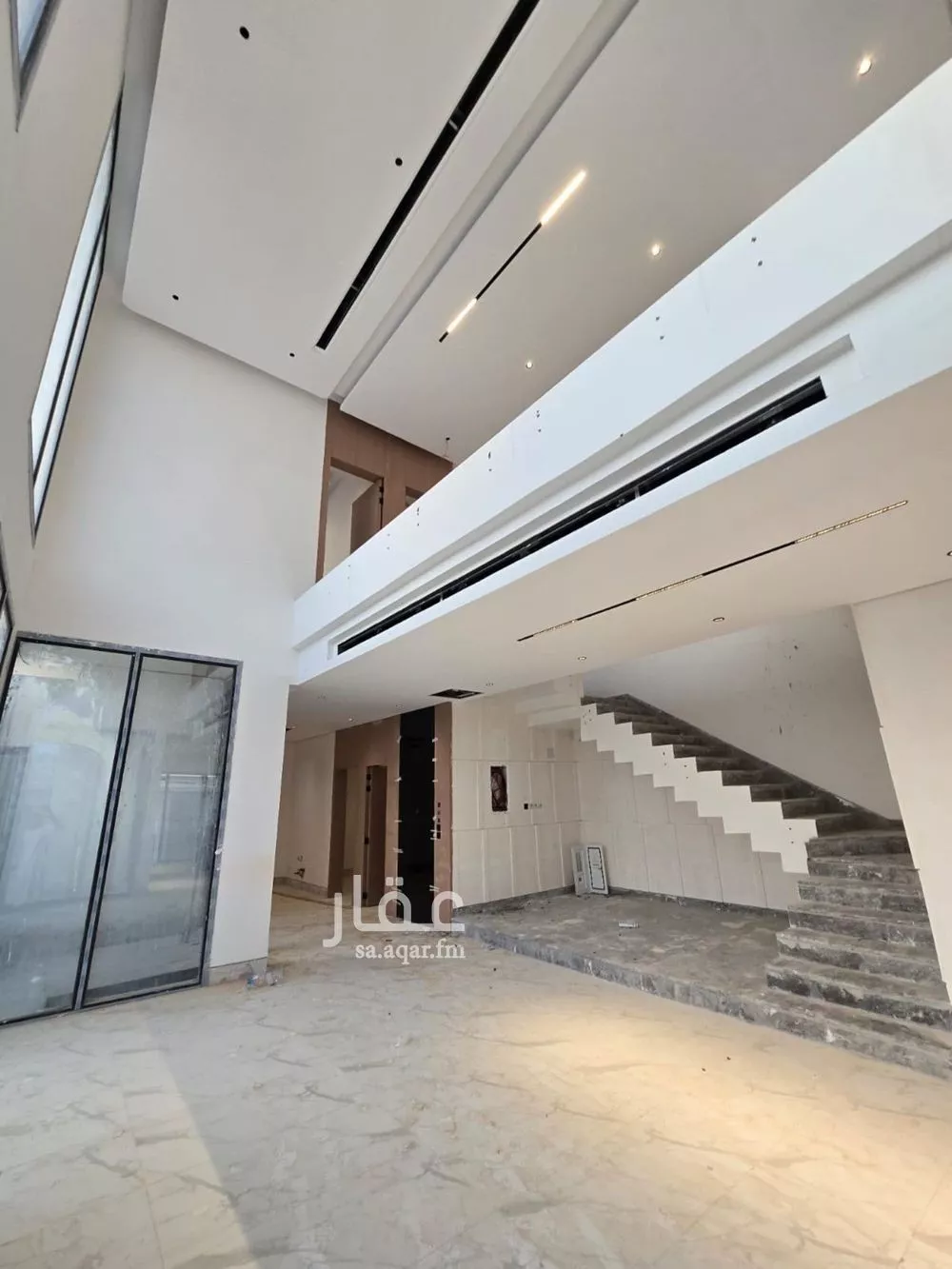 فيلا 4 غرف في النرجس 5