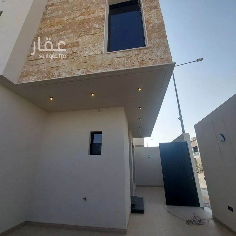 4 bedroom villa in Al Narjis 4