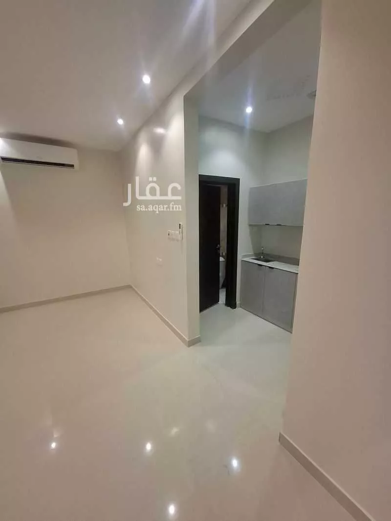 1 bedroom apartment in Dhahrat Laban 3