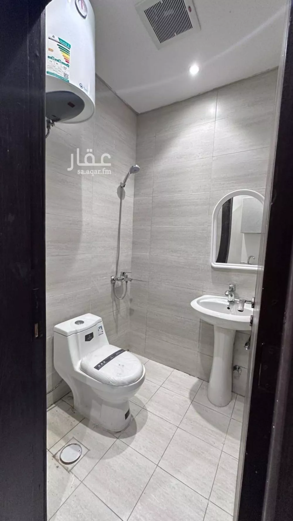 1 bedroom apartment in Dhahrat Laban 4