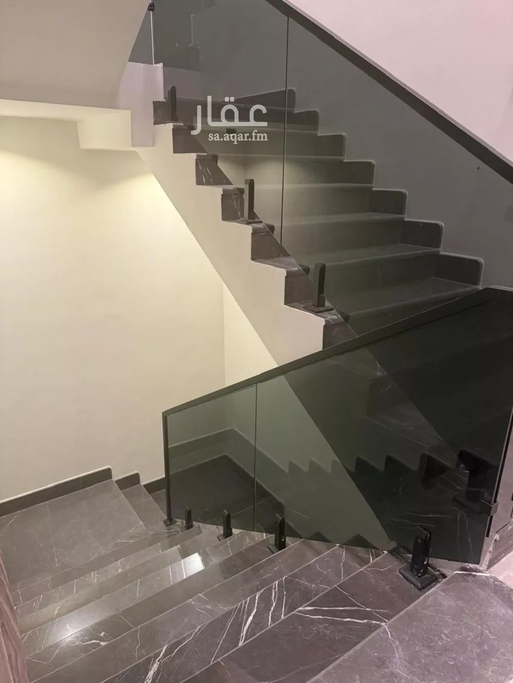 فيلا 6 غرف في الرمال 3