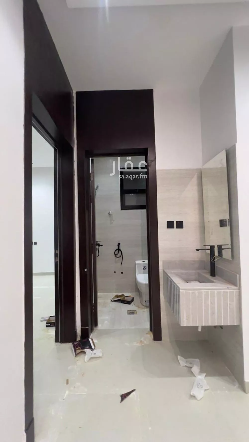 فيلا 6 غرف في عكاظ 2