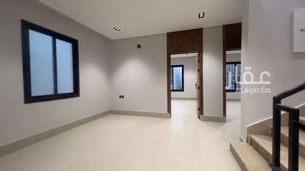 فيلا 5 غرف في عكاظ 5