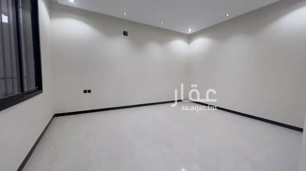 5 bedroom floor in Badr 3