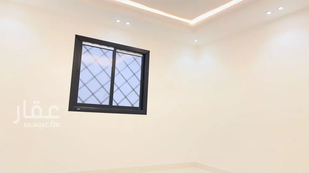 5 bedroom floor in Taibah 2