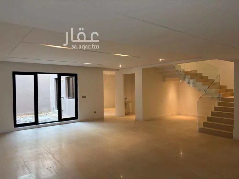 7 bedroom villa in Al Aridh 3