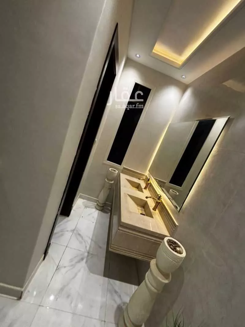 8 bedroom villa in Okaz 2