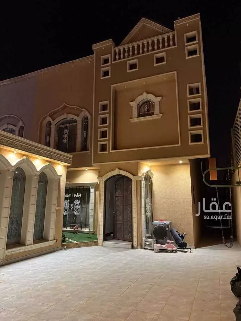 6 bedroom villa in Okaz 2