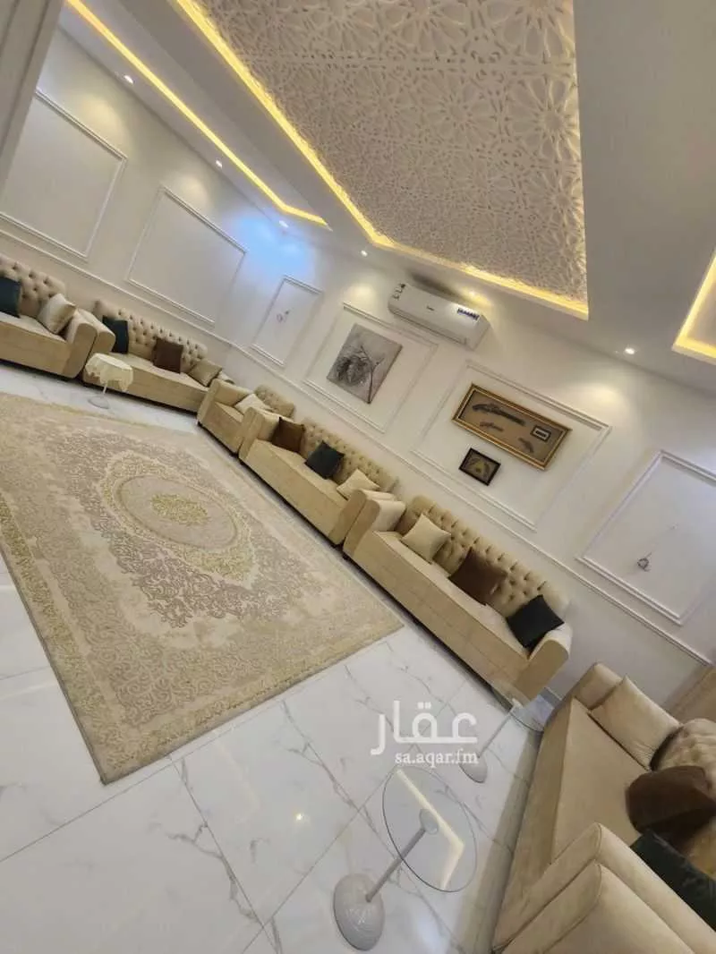 فيلا 8 غرف في عكاظ 2