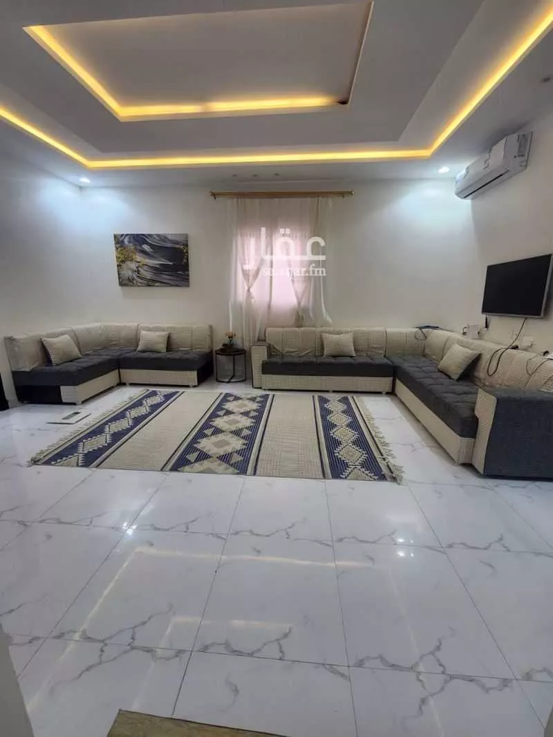 فيلا 8 غرف في عكاظ 4