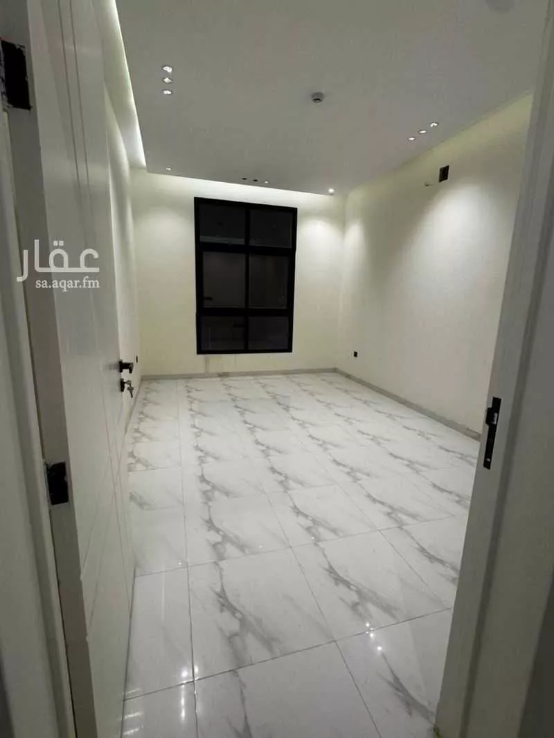 4 bedroom apartment in Badr, Riyadh 4