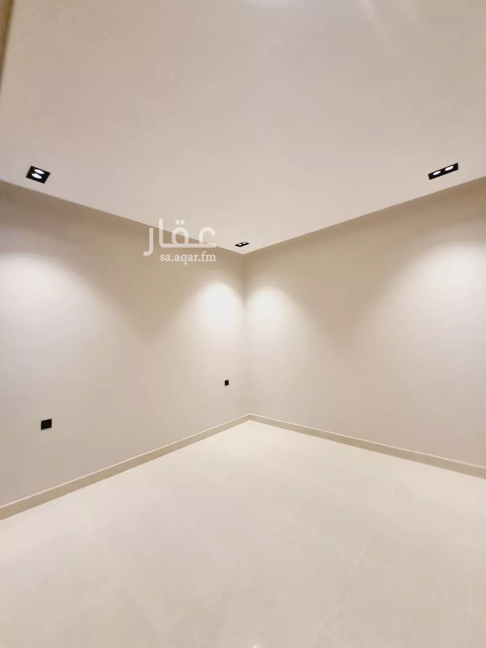 3 bedroom floor in Al Yarmouk 2