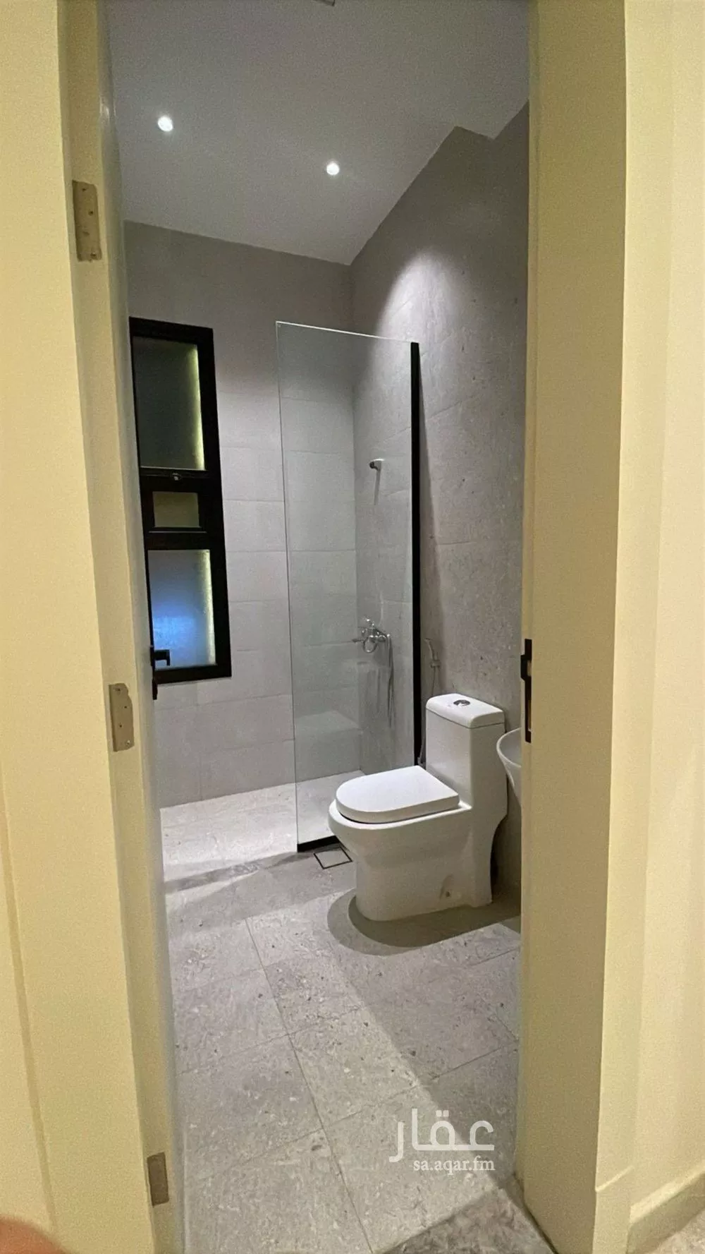 شقة 3 غرف في العارض 4