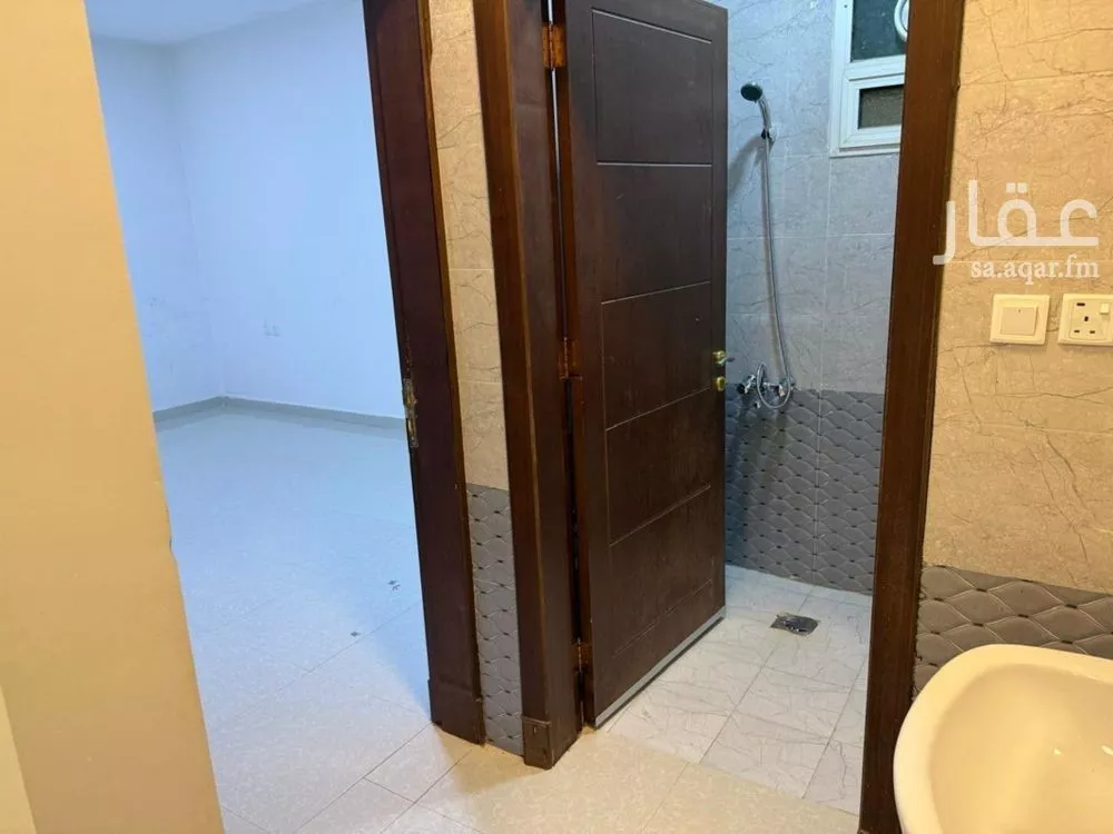 3 bedroom apartment in Al Aqiq 3