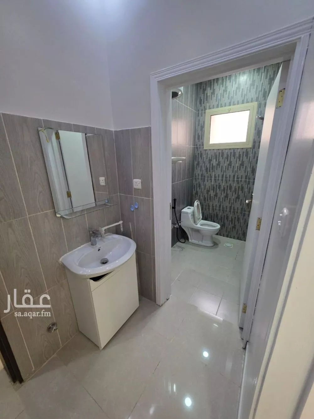 3 bedroom floor in Al Narjis 4