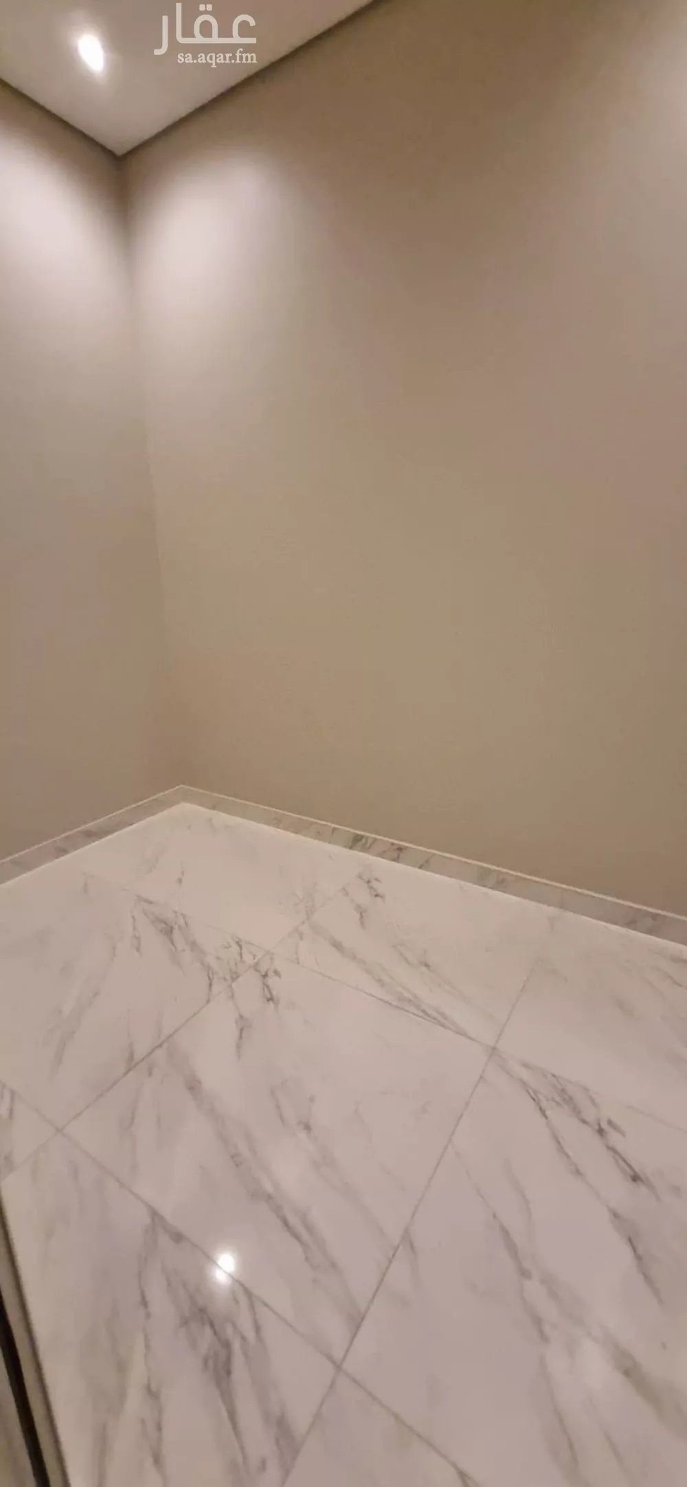 4 bedroom floor in Hittin 3