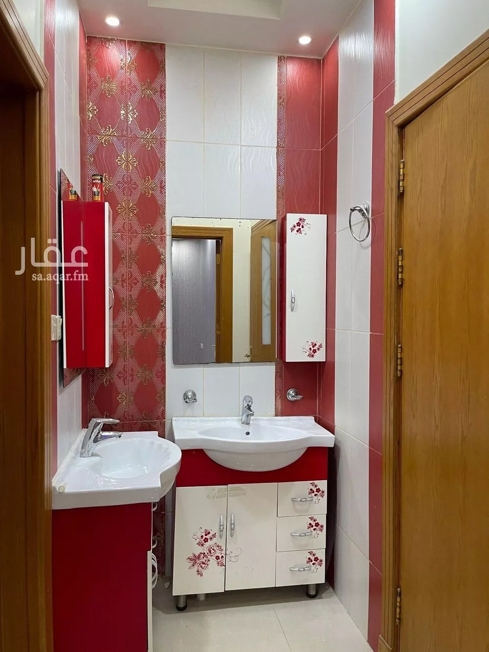 دور 3 غرف في العارض 4