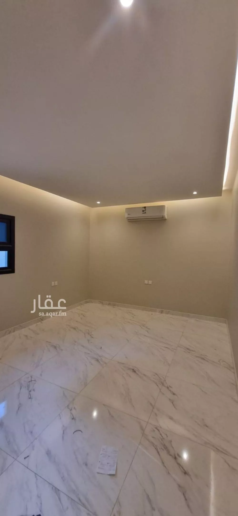 4 bedroom floor in Hittin 4