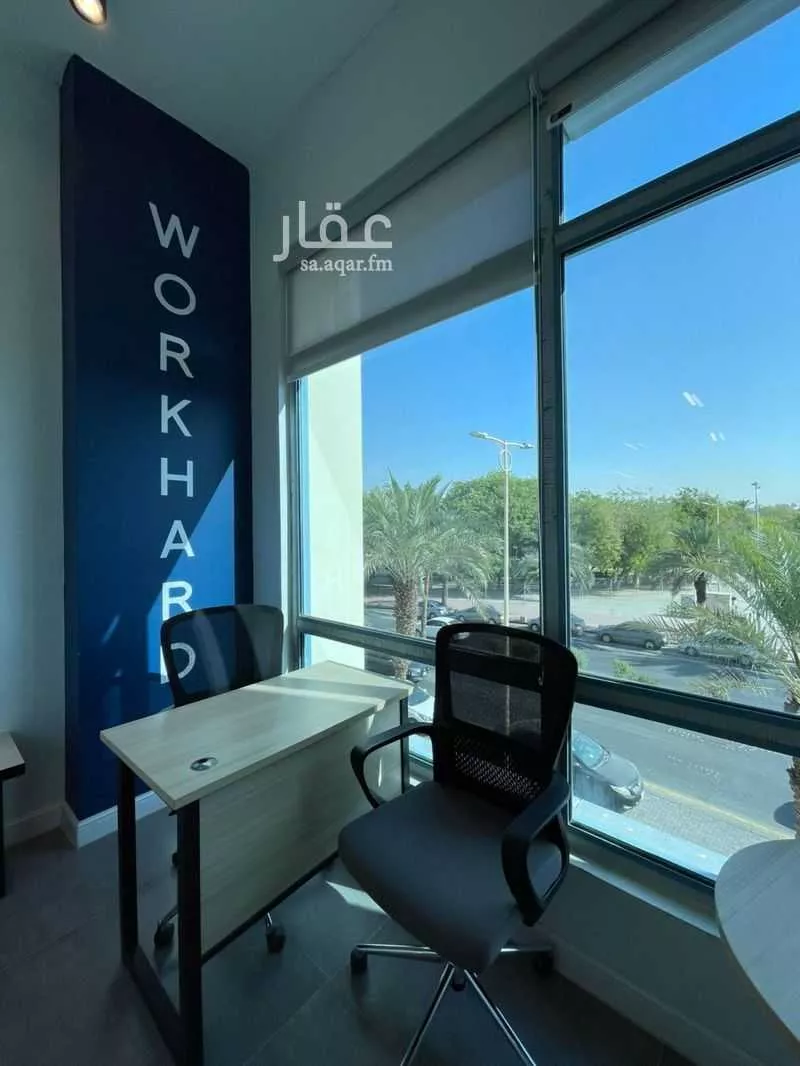 مكتب 5000 م² في الدريهمية 3