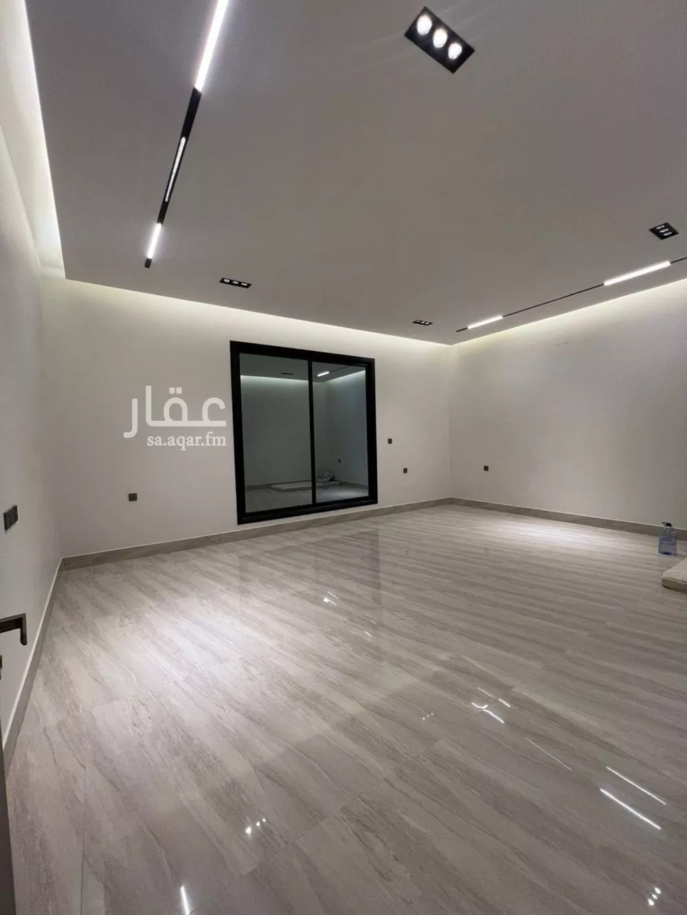 فيلا 7 غرف في الرمال 2