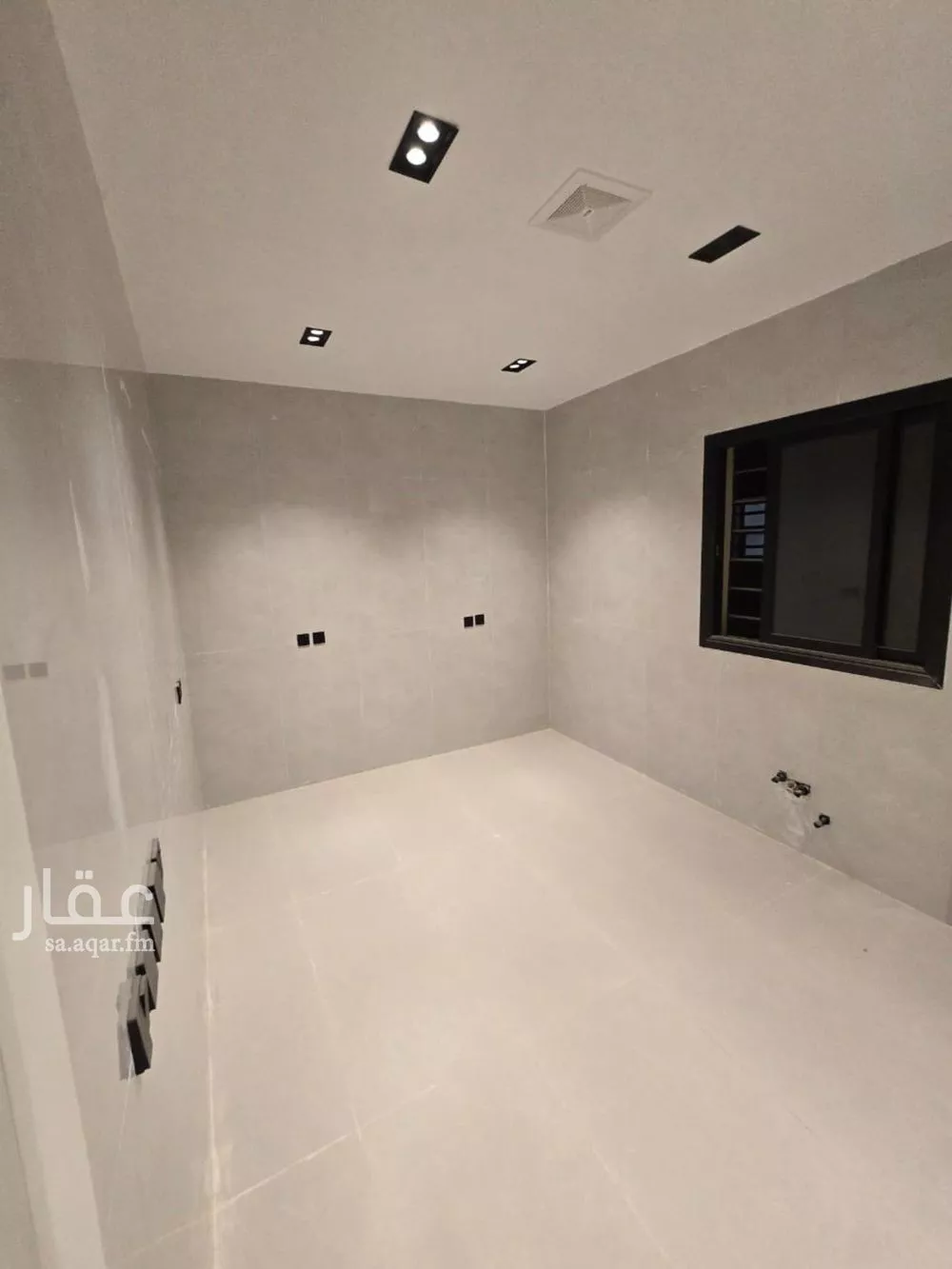 6 bedroom floor in Al Janadriyah 1