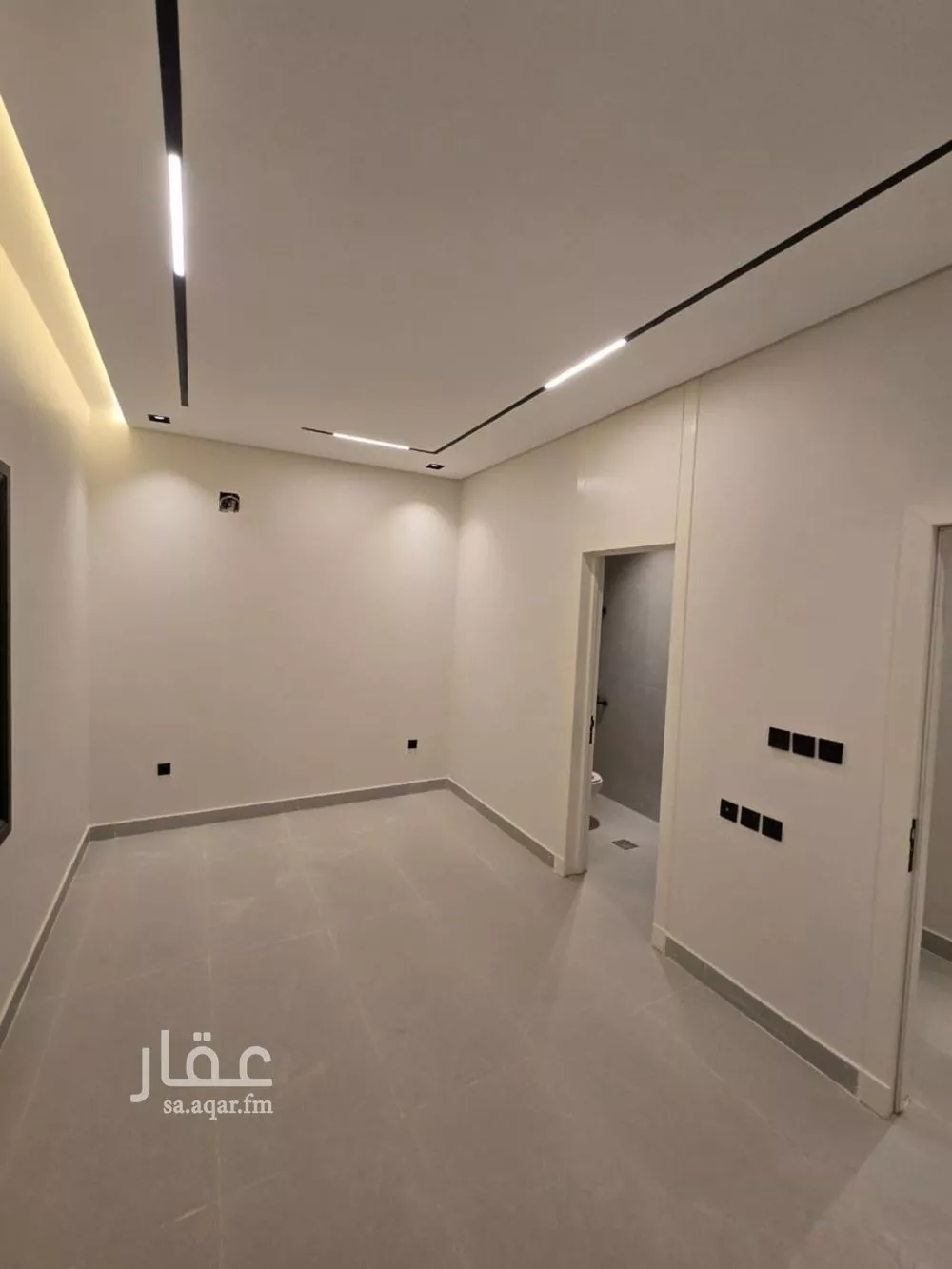 6 bedroom floor in Al Janadriyah 3