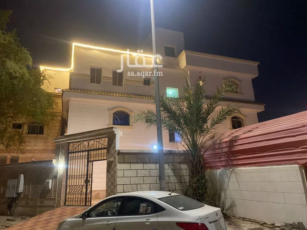 عمارة 605 م² في الحمدانية 2