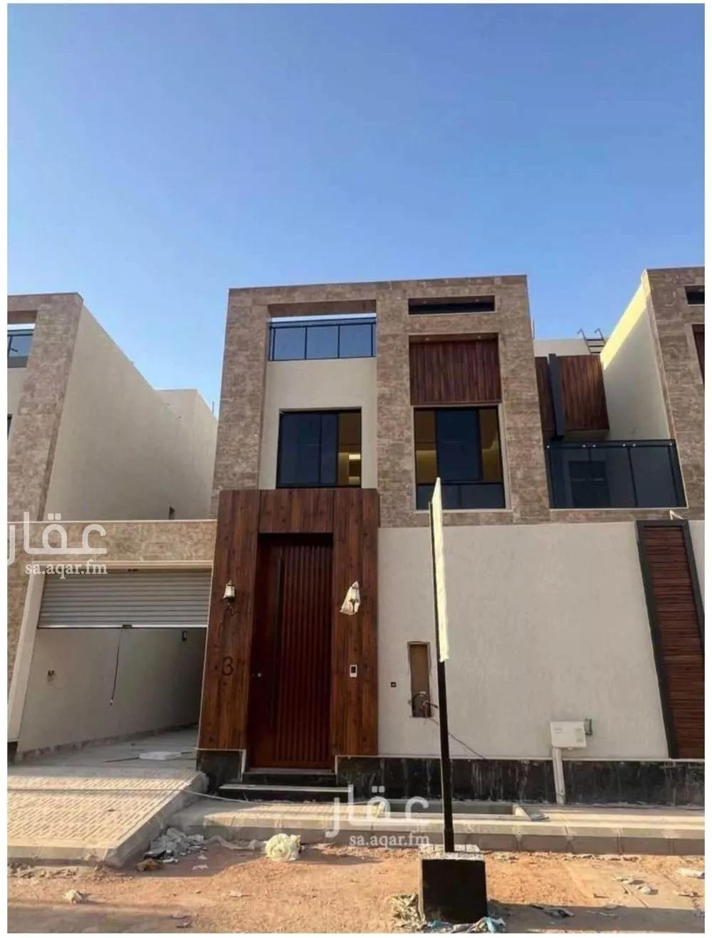 6 bedroom villa in Al Rimal 1