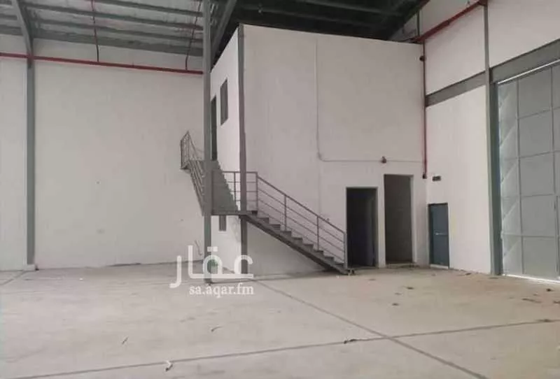 مستودع 5160 م² في طيبة 4