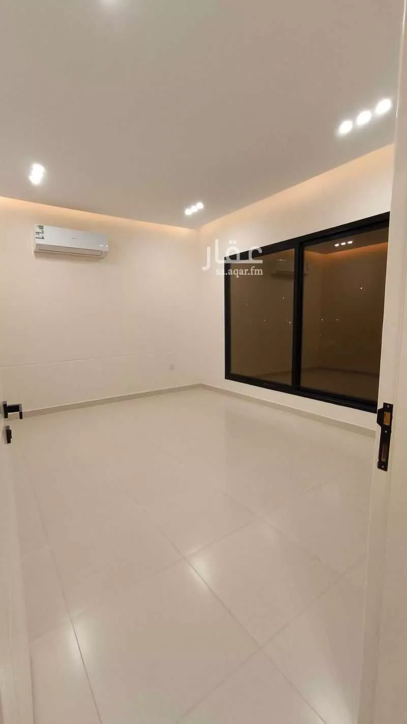 4 bedroom apartment in Hajar 5