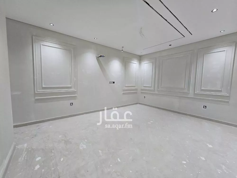 شقة 5 غرف في النزهة 4